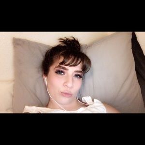 Meet your Posher, Savannah